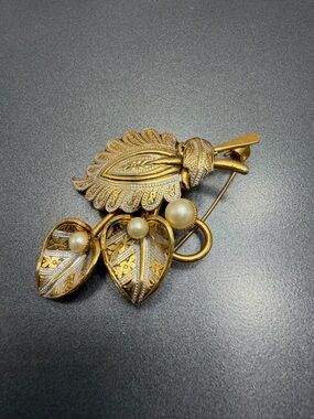 Vintage Damascene Leaf & Pearl Drop Brooch - Classic Vintage #3DA